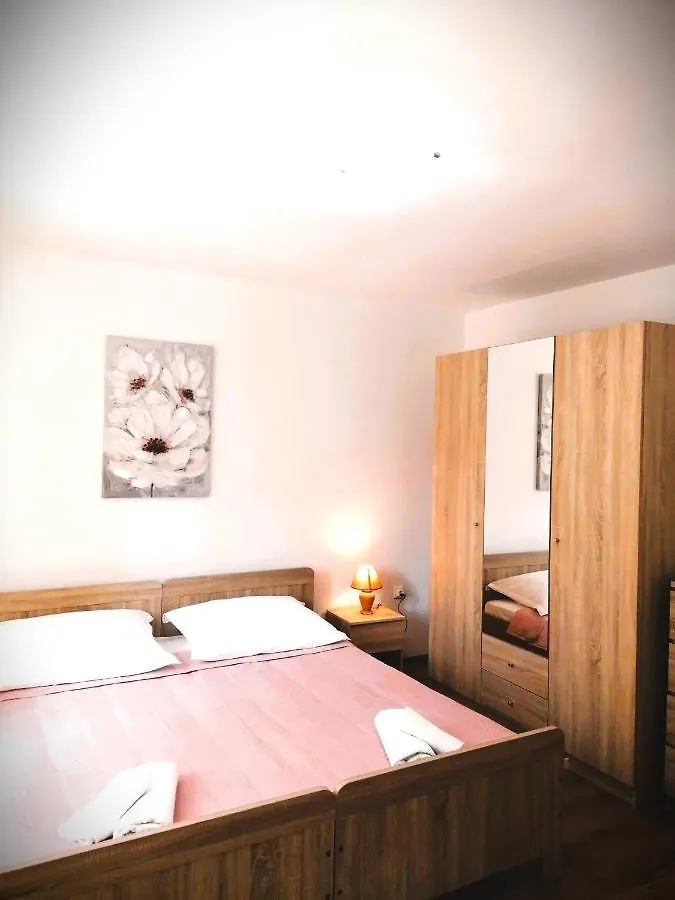 Apartment Karlo - City Center Pag Town 0*,  Kroatien