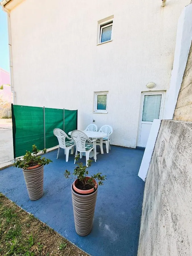 Apartment Karlo - City Center باغ 0*,